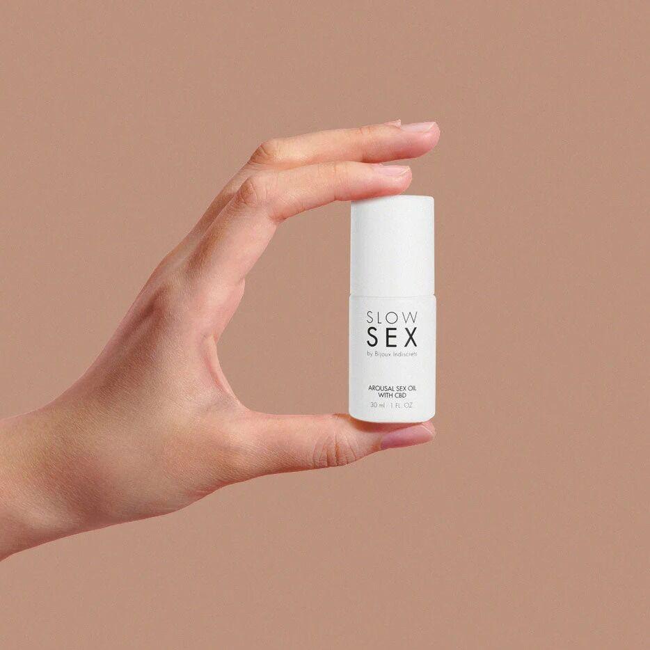 Масло для возбуждения Bijoux Indiscrets SLOW SEX Arousal Sex Oil CBD (30 мл) в DIDO