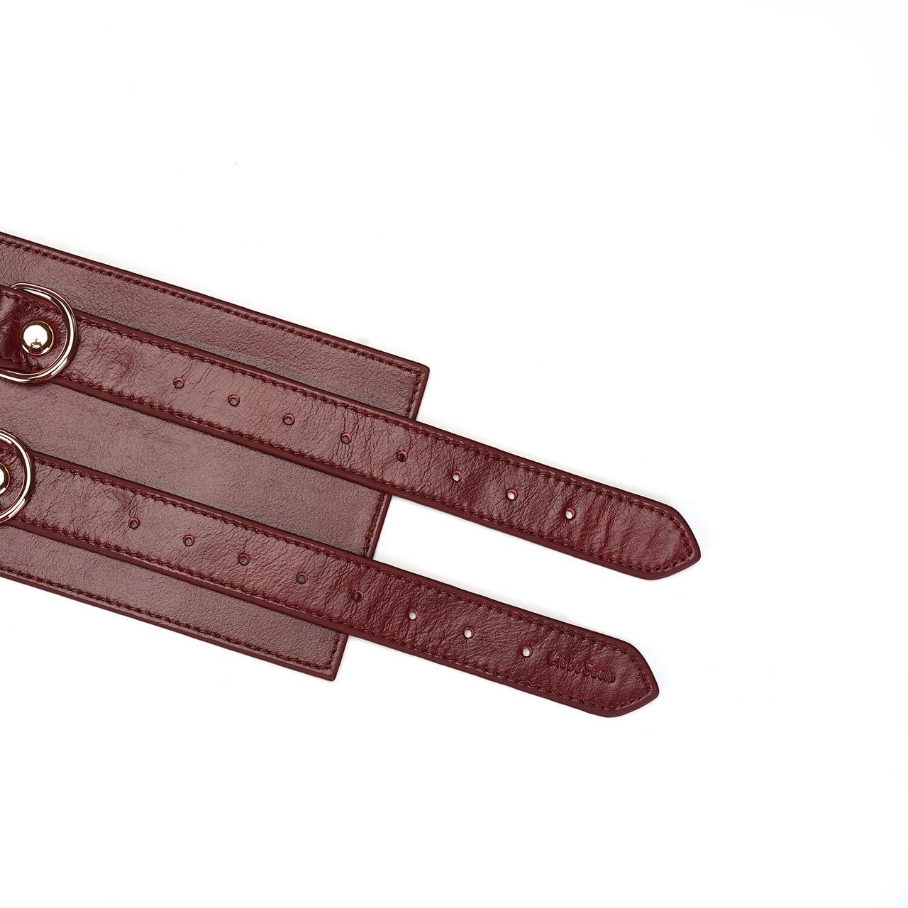 Шкіряний пояс для бондажу Liebe Seele Wine Red Waist Cuff, L Size у DIDO