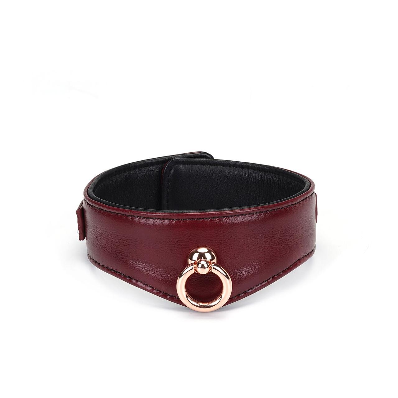 Кожаный ошейник с поводком Liebe Seele Wine Red Curved Collar, замок-сердечко в DIDO