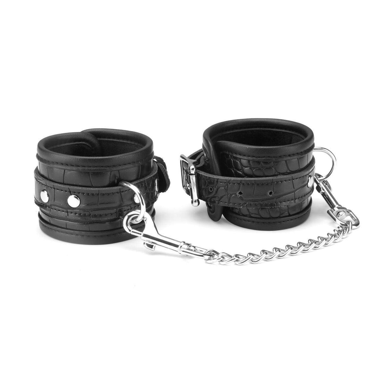 Набір Liebe Seele Temptation Bondage 8pcs Kit, фіксатори, нашийник з повідцем, кляп, флоггер, маска в DIDO