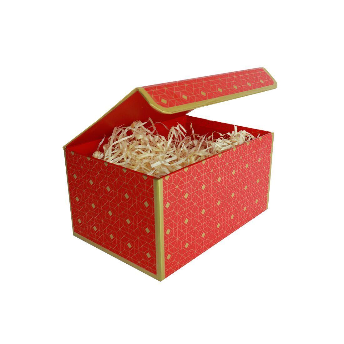Подарункова коробка червона із золотим геометричним малюнком, L — 25,3×18×13,5 см у DIDO