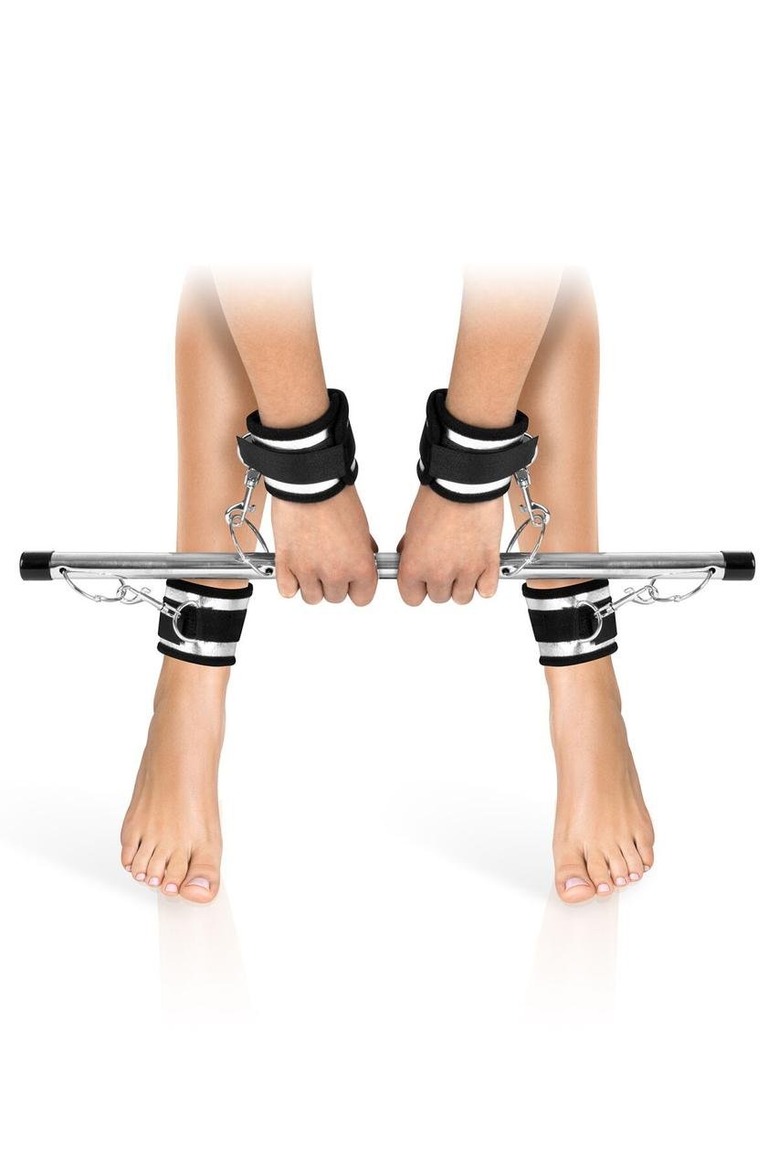 Фиксатор для рук и ног Fetish Tentation Submission bar with 4 cuffs (мятая упаковка!!!)