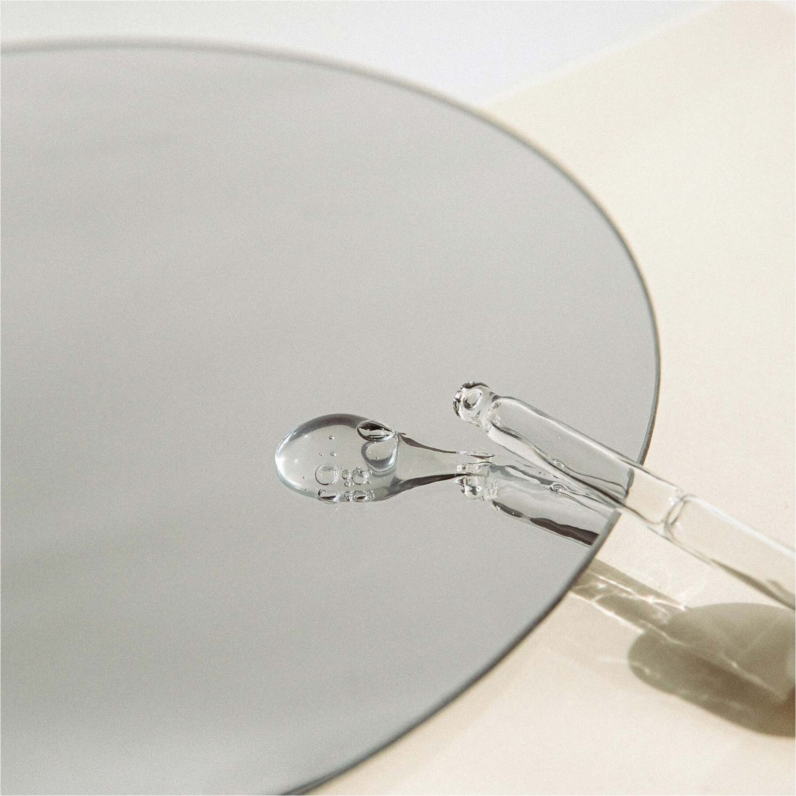 Відновлювальні краплі для масажу Bijoux Indiscrets Sex au Naturel — Revitalizing Massage Drops - Зображення 4