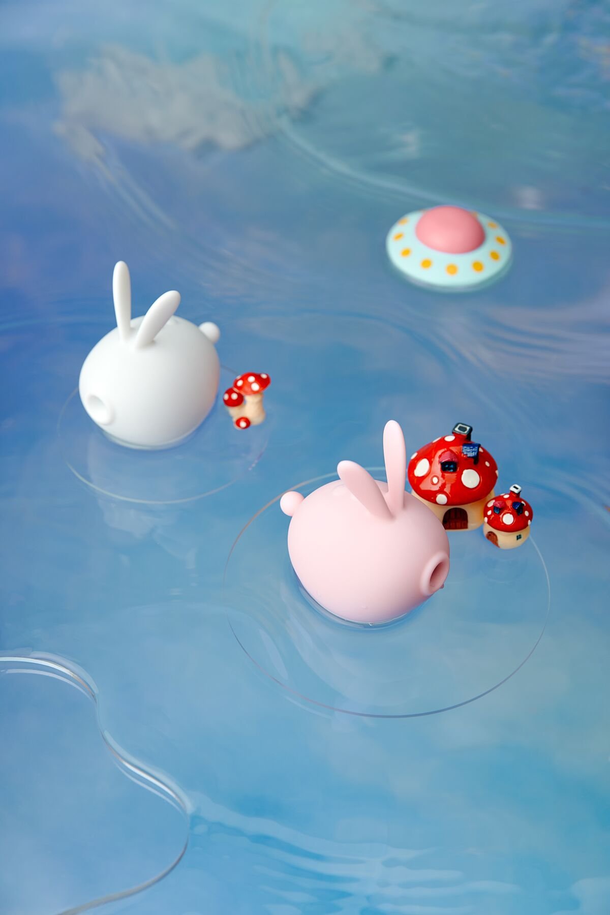 Вакуумний кліторальний стимулятор з вібрацією KISTOY Too Simple White - Зображення 6